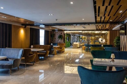 M-one Hotel