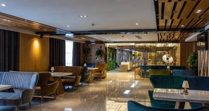 M-one Hotel