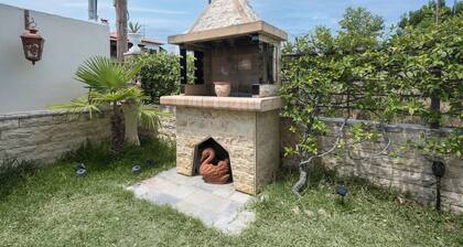 Nikiti Sea Breeze by Luxlikehome