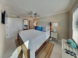 Condo (2 Bedrooms) | Property amenity - Seaside 1 by Distinctive Beach Rentals (Fort Myers Beach)