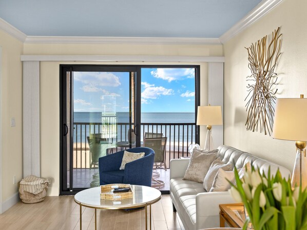 Condo (2 Bedrooms) | Property amenity - Seaside 1 by Distinctive Beach Rentals (Fort Myers Beach)