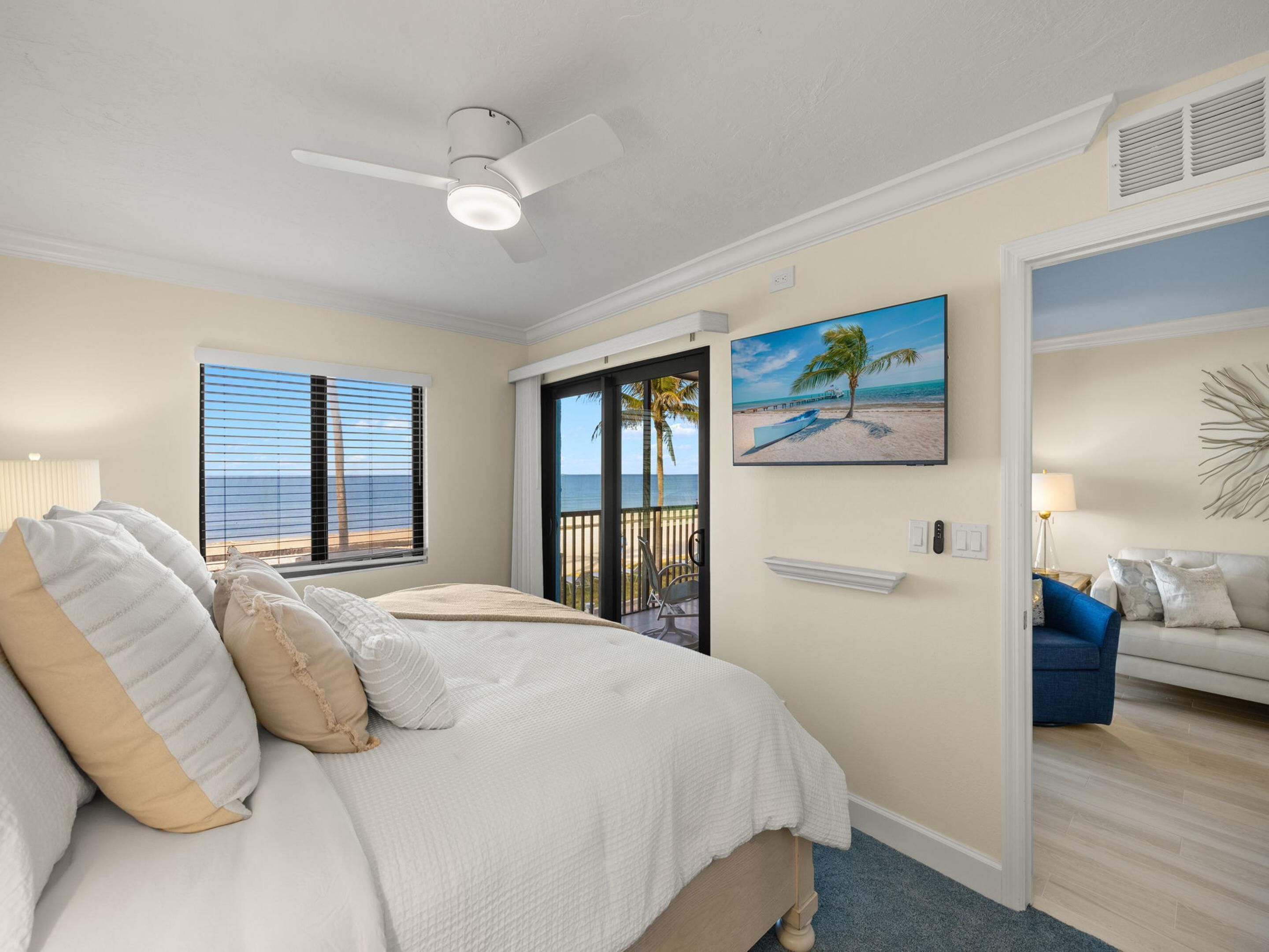 Condo (2 Bedrooms) | Property amenity