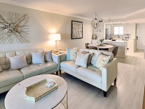 Condo (2 Bedrooms) | Property amenity - Seaside 1 by Distinctive Beach Rentals (Fort Myers Beach)