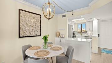 Kondominium (2 Bedrooms) | Fasilitas properti