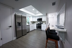 Microwave, oven, stovetop, dishwasher