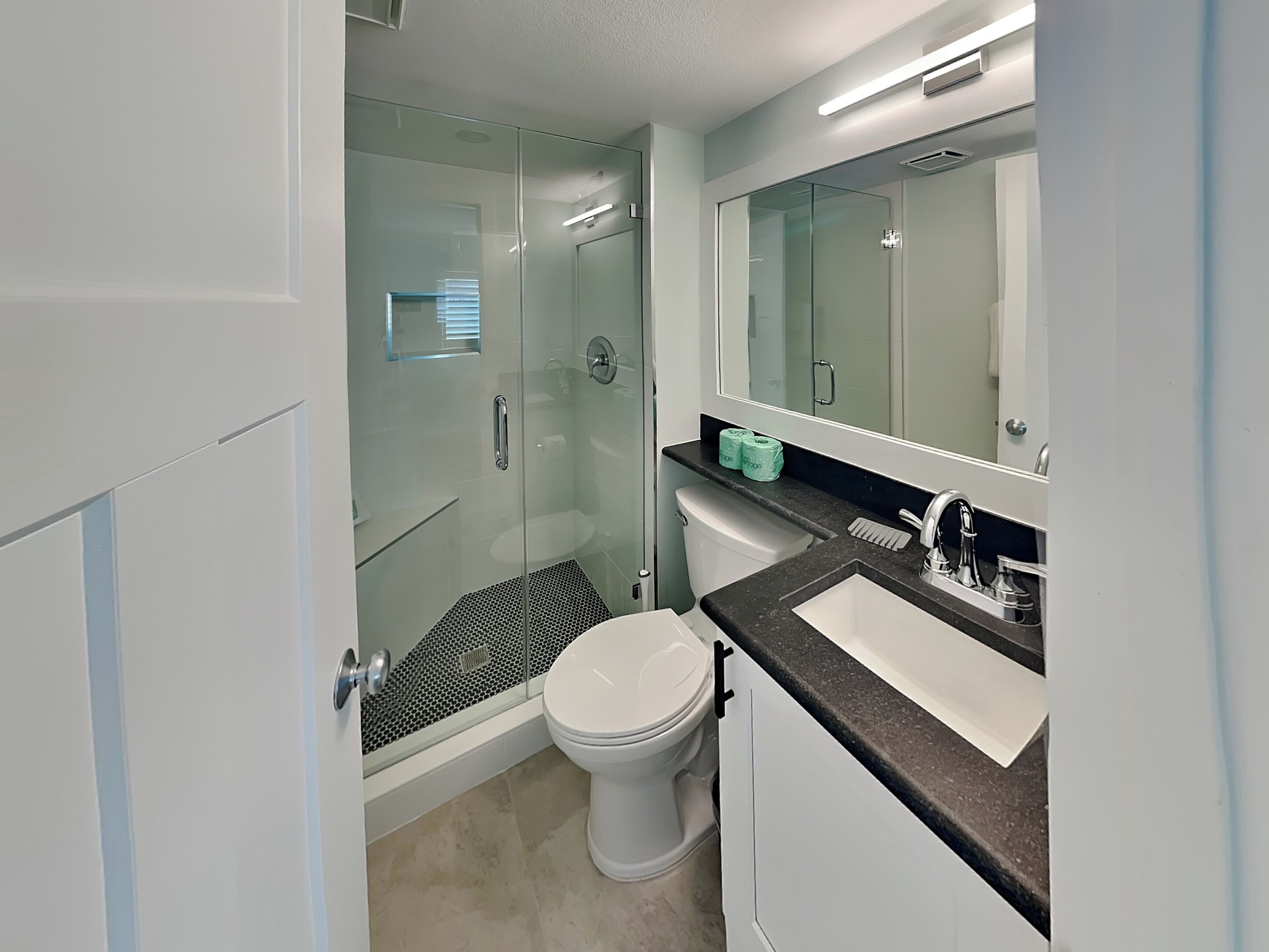 Condo (2 Bedrooms) | Property amenity