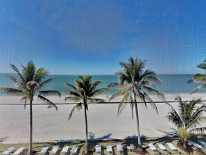 Condo (2 Bedrooms) | Property amenity