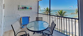 Seaside 3 by Distinctive Beach Rentals