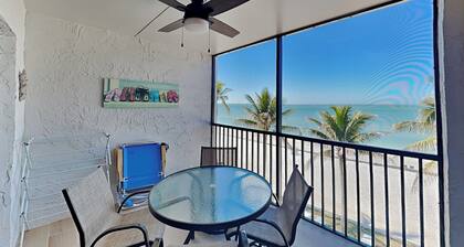 Seaside 3 by Distinctive Beach Rentals