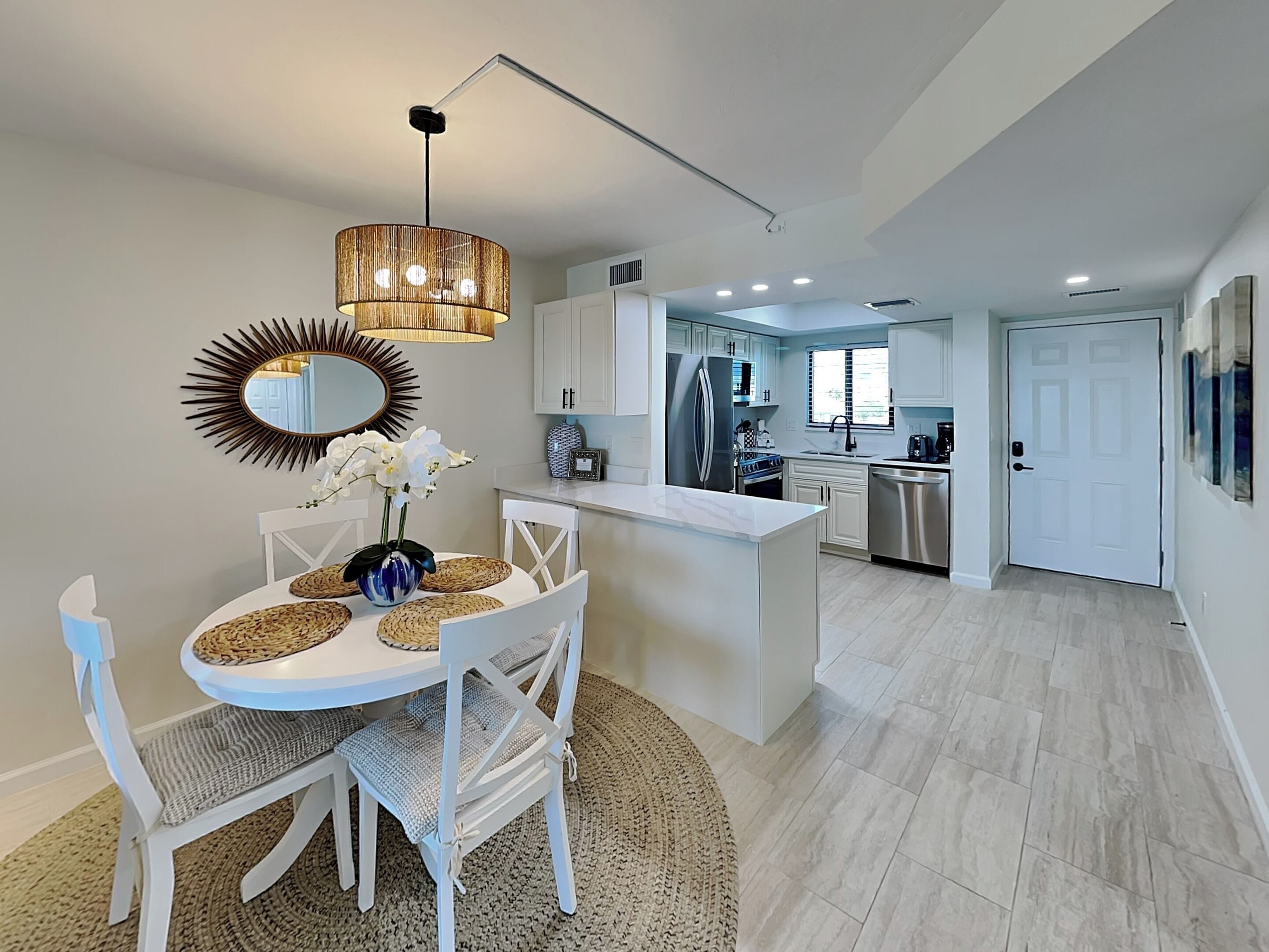 Condo (2 Bedrooms) | Property amenity