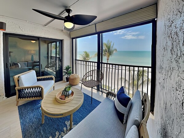 Condo (2 Bedrooms) | Front of property - Seaside 3 by Distinctive Beach Rentals (Fort Myers Beach)
