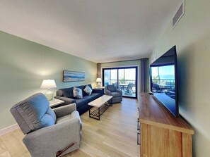 Condo (2 Bedrooms) | Property amenity - Seaside 3 by Distinctive Beach Rentals (Fort Myers Beach)
