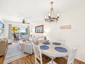 Condo (2 Bedrooms) | Property amenity - Seaside 3 by Distinctive Beach Rentals (Fort Myers Beach)