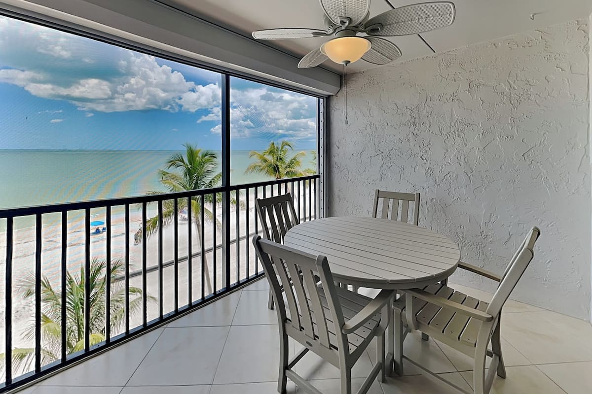 Condo (2 Bedrooms) | Mặt tiền nơi lưu trú