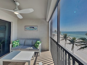 Condo (2 Bedrooms) | Property amenity