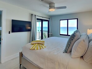 Condo (2 Bedrooms) | Property amenity