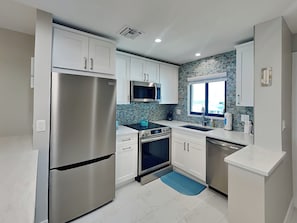 Condo (2 Bedrooms) | Servicio de la propiedad