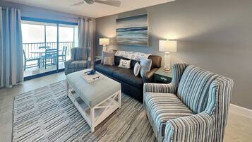 Condo (2 Bedrooms) | Kemudahan hartanah