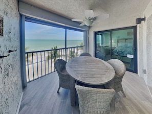 Condo (2 Bedrooms) | Servicio de la propiedad