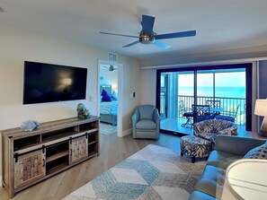 Condo (2 Bedrooms) | Property amenity