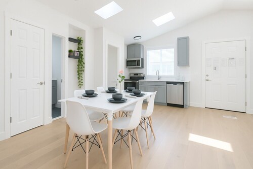 Best Location | New Build | Tech | Laundry & A/C