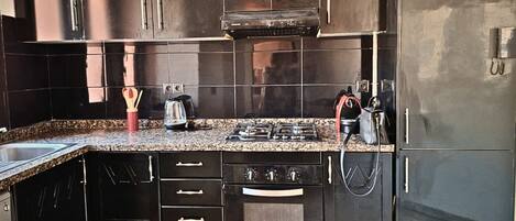 Oven, stovetop, dishwasher