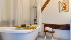 Interior - Historic Barn Retreat w/ Pool & Pond Views Longview Pond Lodge by Avantstay (Clinton Corners)