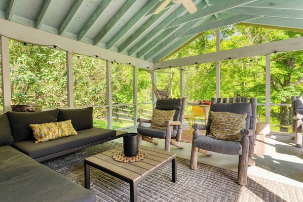 House (3 Bedrooms) | Interior - Historic Barn Retreat w/ Pool & Pond Views Longview Pond Lodge by Avantstay (Clinton Corners)