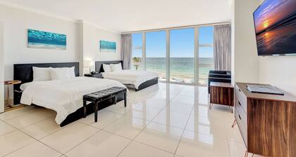 Beautiful room steps from the Beach