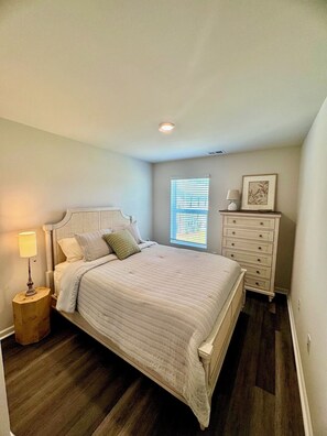 3 bedrooms, free WiFi, bed sheets
