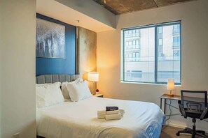 2 chambres, fer et planche à repasser, Wi-Fi, literie fournie