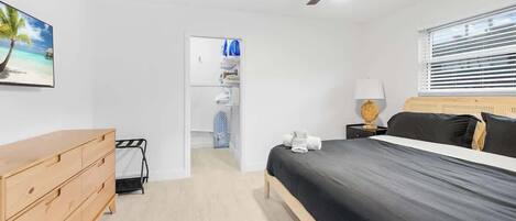 Iron/ironing board, travel cot, WiFi, bed sheets