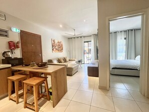 2 bedrooms, iron/ironing board, WiFi, bed sheets