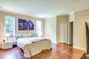 4 chambres, bureau, lit parapluie, Wi-Fi