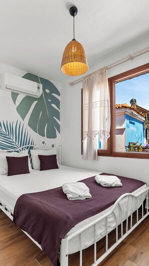 Comfort Double Room, City View | Desk, laptop workspace, iron/ironing board (on request), free WiFi - Casa Fiore (Seferihisar)