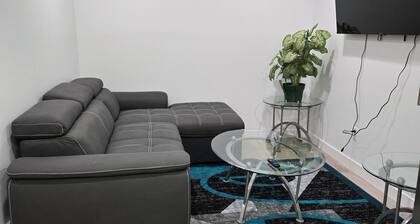 Charming 1-bedroom building in lovely Edmonton with WiFi, AC