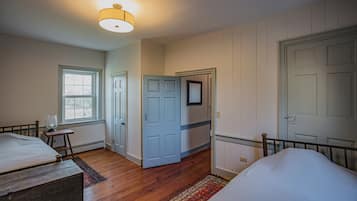 3 bedrooms, WiFi, bed sheets