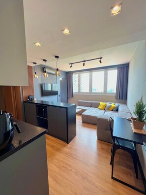 Deluxe Apartment | Living area - Extension Berrini (São Paulo)