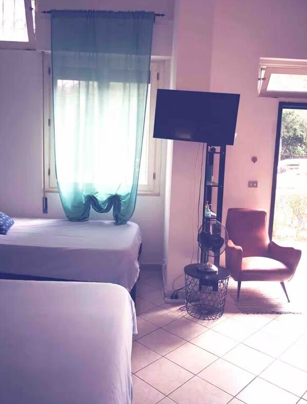 1 quarto, ferros/tábuas de passar roupa, Wi-Fi, roupa de cama