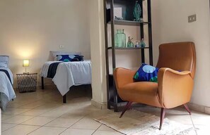 1 bedroom, iron/ironing board, WiFi, bed sheets - The blue house (Firenze)