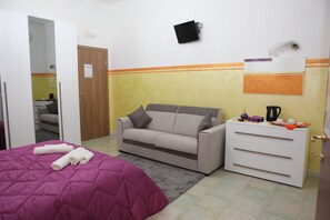 Junior Suite, Patio, Courtyard View