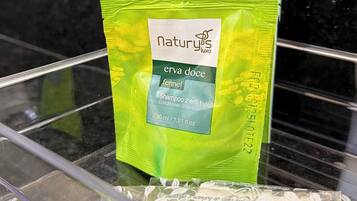 Dusch, hÄrtork, handdukar och tvÄl