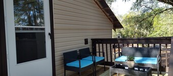 Cozy 1-bedroom apartment in lovely Yulee with WiFi, AC. Close to beaches