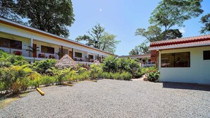 View from property - Olinca Boutique Hotel (Cahuita)