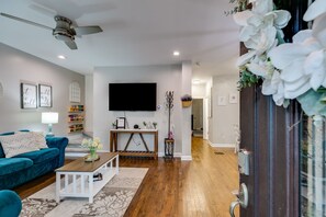 Smart TV, books