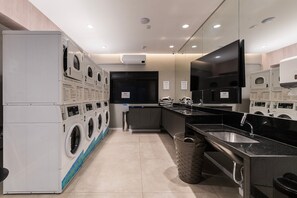 Comfort Studio | Interior