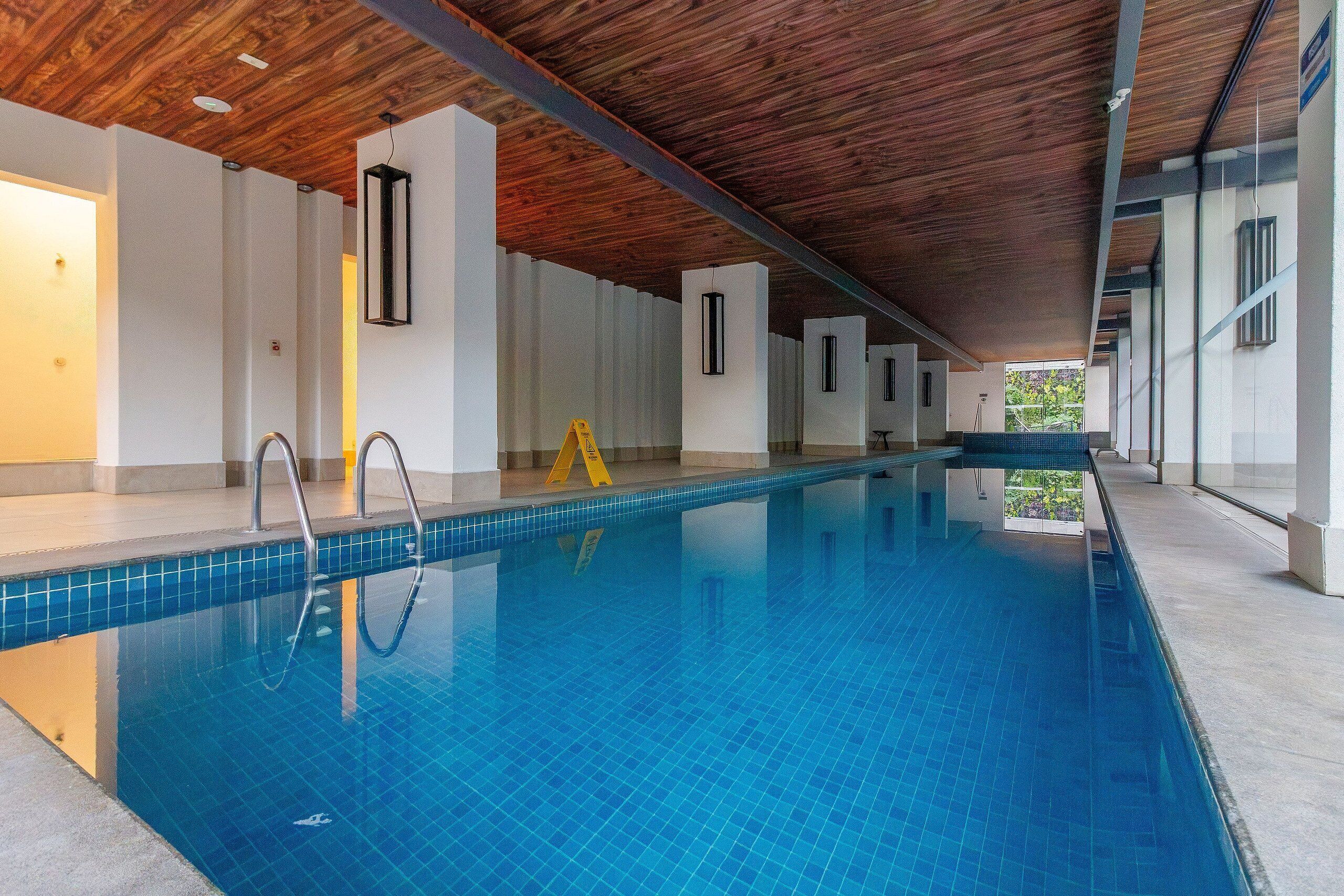 Executive Studio | Pool | Indoor pool