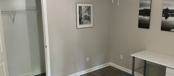 Charming 2-bedroom house in welcoming High Point with WiFi, AC