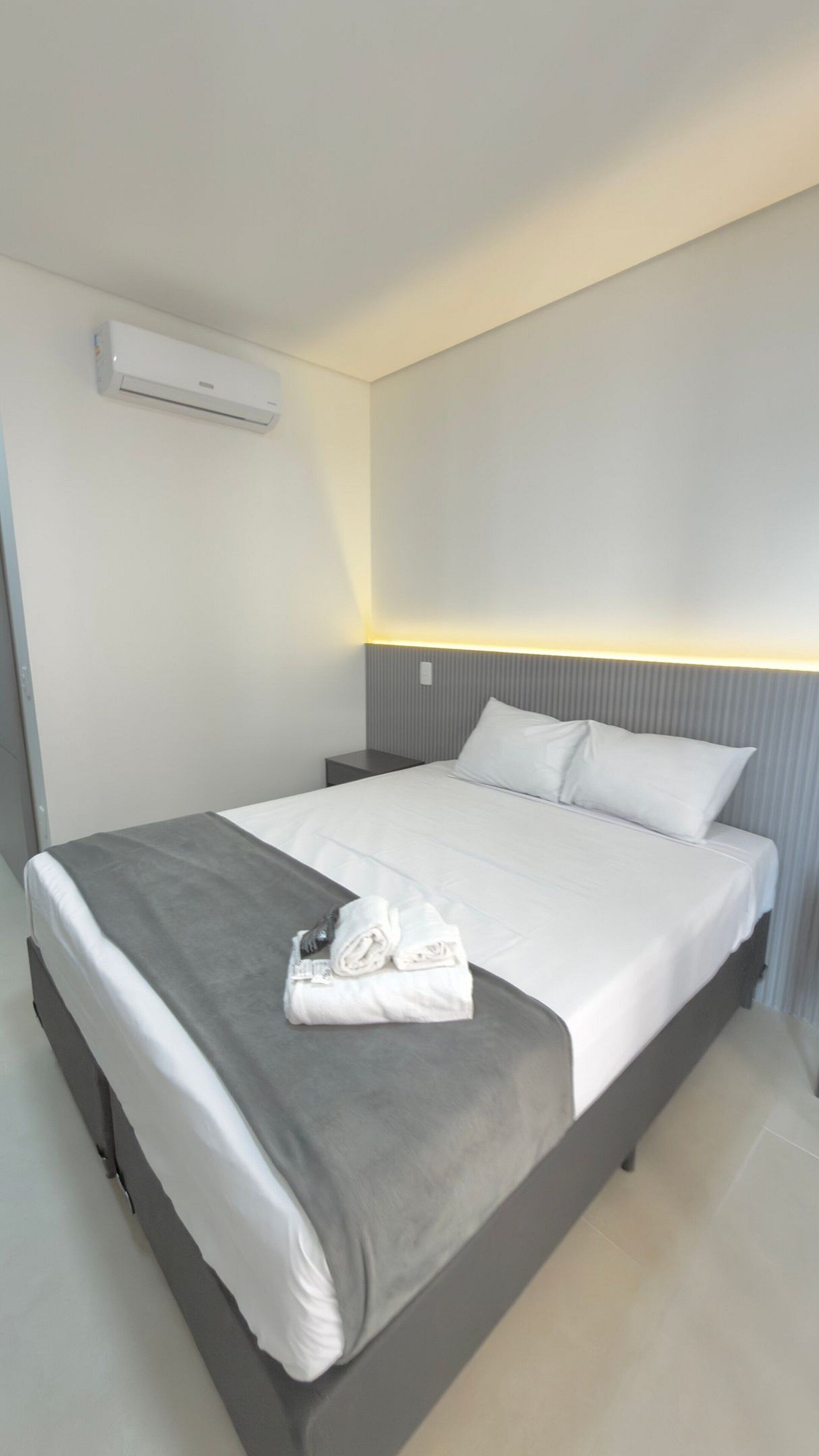 Business Studio | Free WiFi