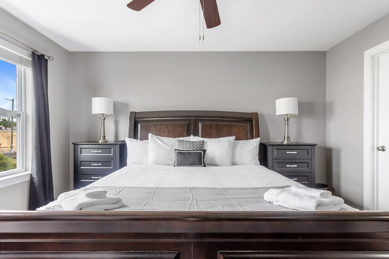 3 chambres, bureau, fer et planche à repasser, Wi-Fi gratuit